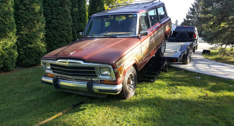 Illustration for article titled This $800 Jeep Grand Wagoneer Hasn't Run In 12 Years And It's My New Off-Road Project